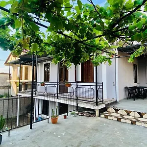 https://naziti-house.batumihotels.net
